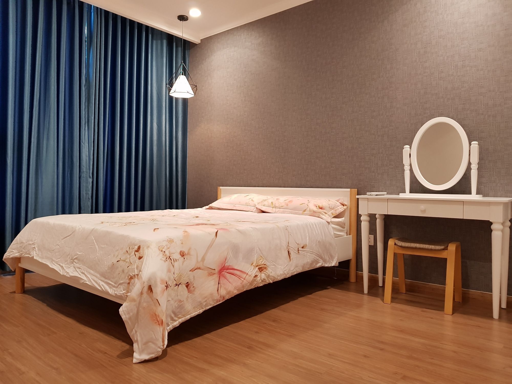 Cherry Vinhomes Park Căn hộ